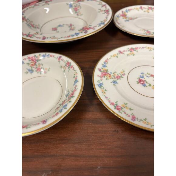 Set of Lamberton China, the Peggy Shippen Pattern, 25 Dishes, 2 Packs - Picture 2 of 6